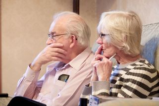 Senioři nad 60 let nemusejí od května platit poplatky za televizi a rádio. Stačí vyplnit formulář - Techsvět